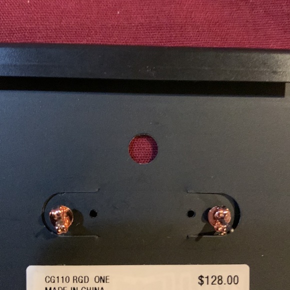 Bling🔥COACH EARRINGS - Picture 3 of 4